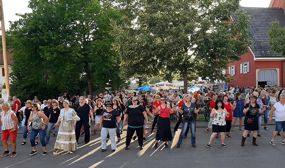Holzbackofen Backhaus Göllsdorf